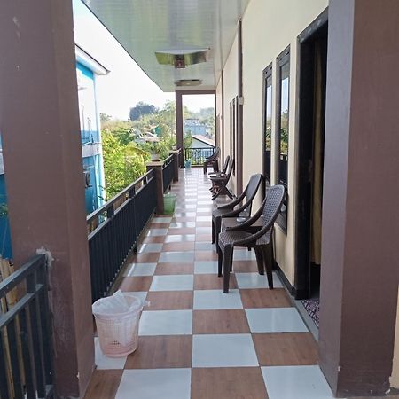 Hotel De Credo Labuan Bajo Zewnętrze zdjęcie